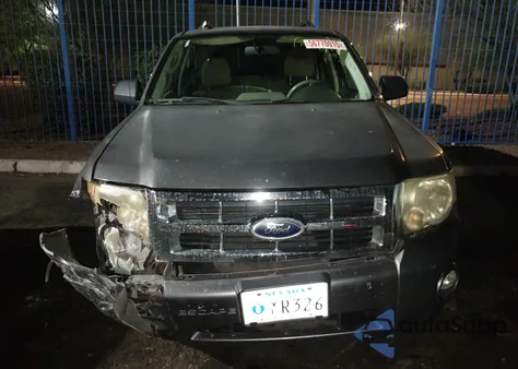 2011 Ford Escape Xlt z USA, uszkodzony, nr VIN 1FMCU0DG2BKC36192